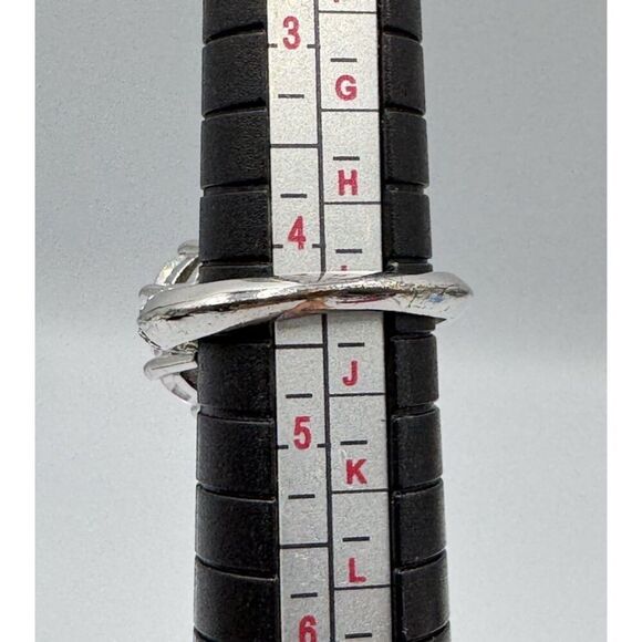 Silver Tone Solitaire Cushion Cut Adjustable Statement Ring Signed NV Sz 4.5-6.5 - Picture 7 of 8